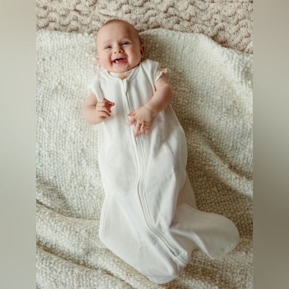 Cozy White Baby Sleep Sack Wearable Blanket Size Large - Picture 1 of 3